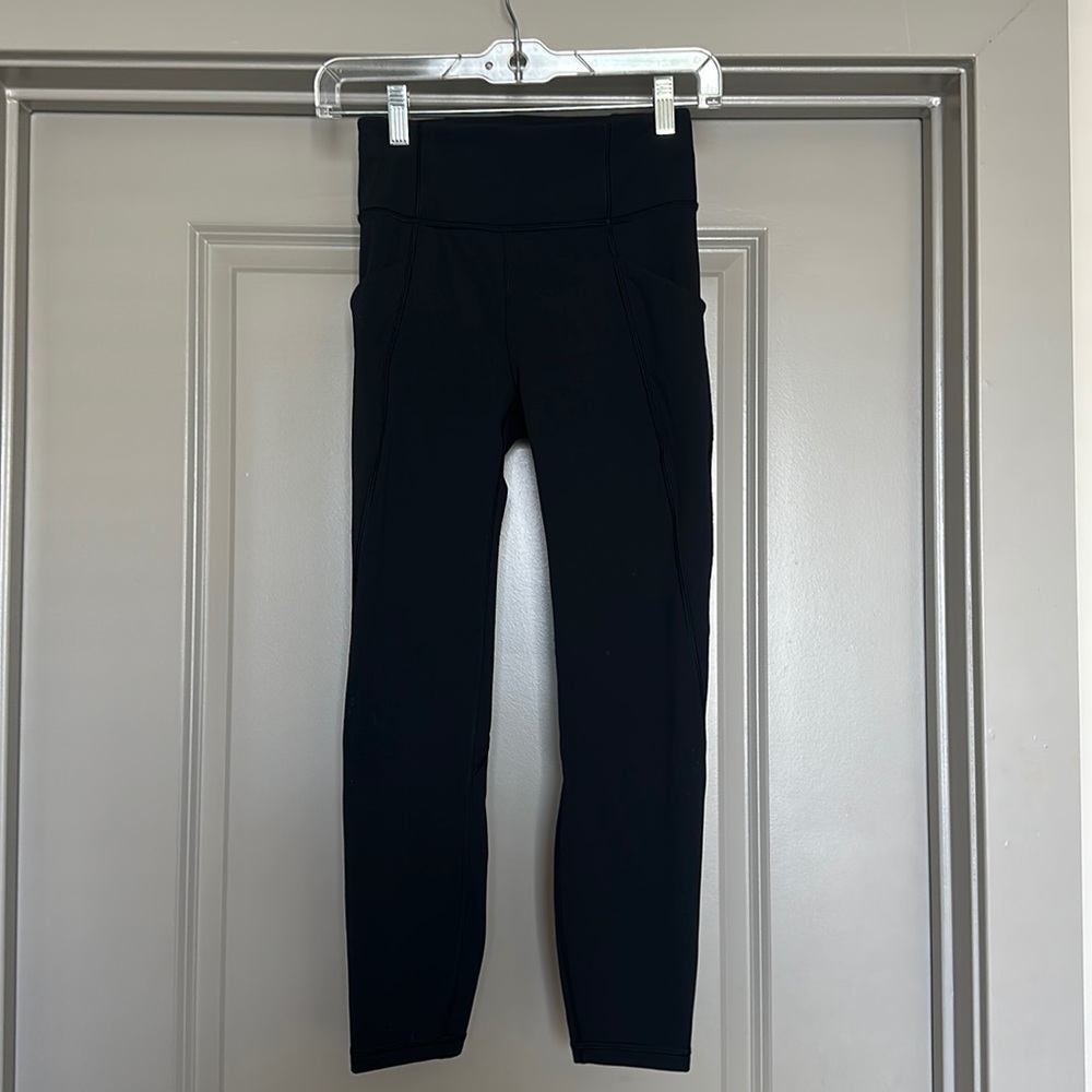 Lulu lemon crop leggings